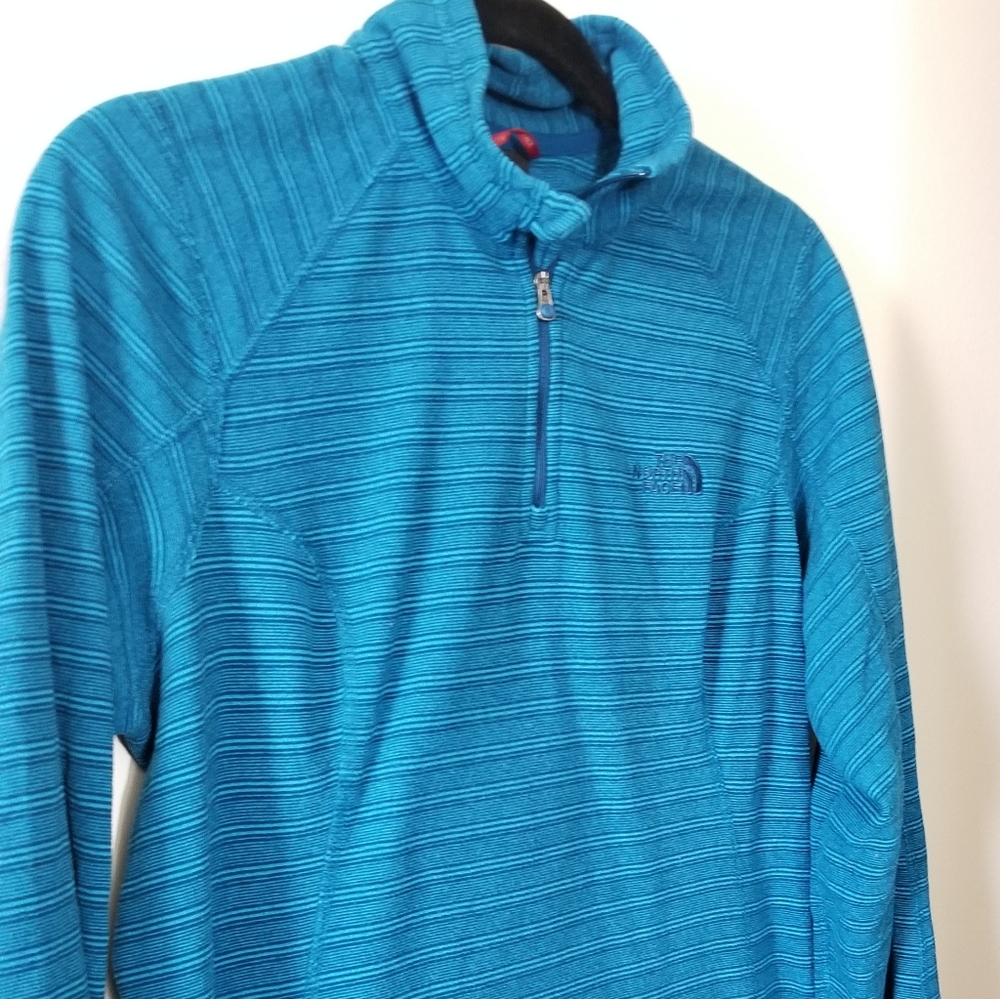North Face lightweight fleece pullover